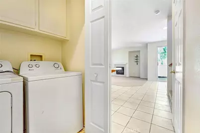 24586 Montevista, Valencia, CA 91354 - Photo 7