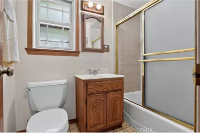 10646 Nettleton St, Los Angeles, CA 91352 - Photo 25