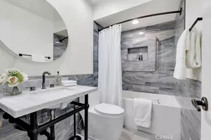 21500 Califa St, Woodland Hills, CA 91367 - Photo 5