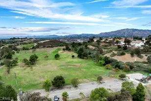 11954 Edgecliff Ave, Sylmar, CA 91342 - Photo 43
