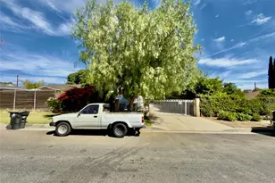 11454 Sunburst St, Sylmar, CA 91342 - Photo 41