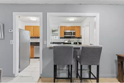8233 Fallbrook, West Hills, CA 91304 - Photo 11