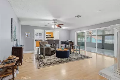 8233 Fallbrook, West Hills, CA 91304 - Photo 5