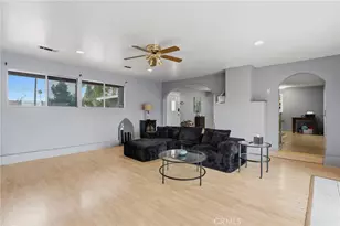 8233 Fallbrook, West Hills, CA 91304 - Photo 9