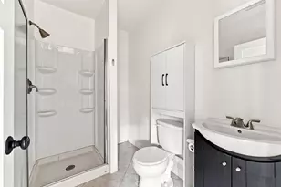2812 N Buena Vista St, Burbank, CA 91504 - Photo 21