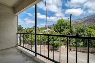 1015 N Michillinda, Pasadena, CA 91107 - Photo 15