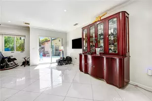 5854 Satsuma, North Hollywood, CA 91601 - Photo 9