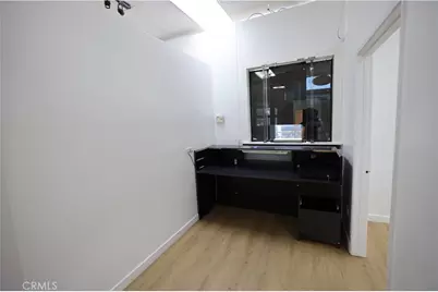 19737 Ventura Boulevard #204, Woodland Hills, CA 91364 - Photo 25