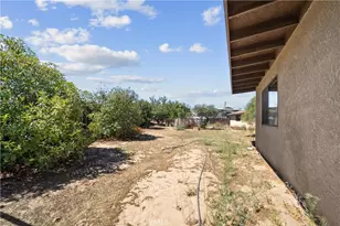 7684 Oakwood Ave, Hesperia, CA 92345 - Photo 21