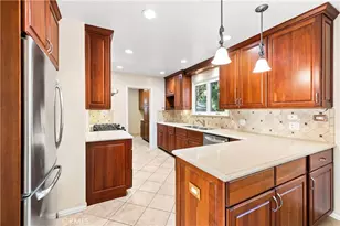 23709 Community St, West Hills, CA 91304 - Photo 21