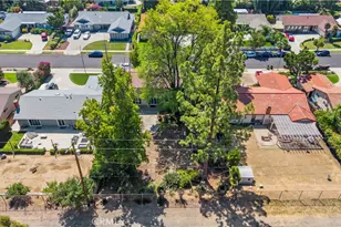 23709 Community St, West Hills, CA 91304 - Photo 3