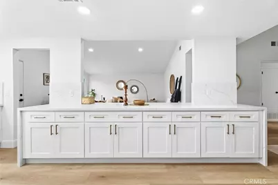 28189 Foxlane, Canyon Country, CA 91351 - Photo 7