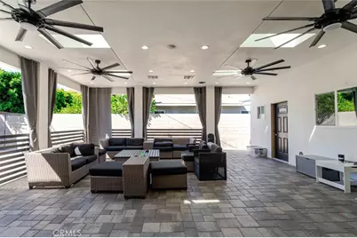 12608 Califa Street, Valley Village, CA 91607 - Photo 49