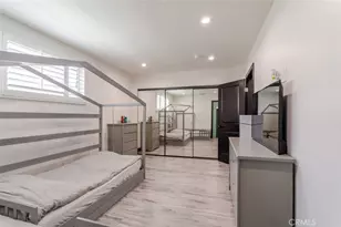 12608 Califa St, Valley Village, CA 91607 - Photo 35