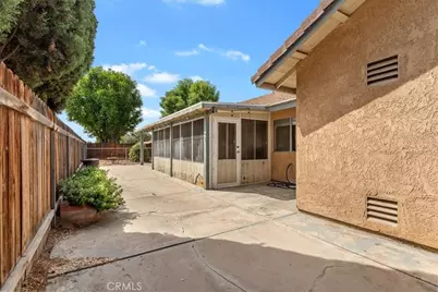 1537 Kelly Street, Redlands, CA 92374 - Photo 21