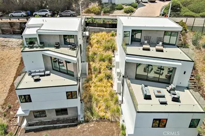 5134 Medina, Woodland Hills, CA 91364 - Photo 5