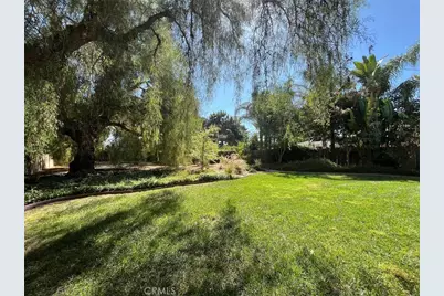 2570 E Brower, Simi Valley, CA 93065 - Photo 3