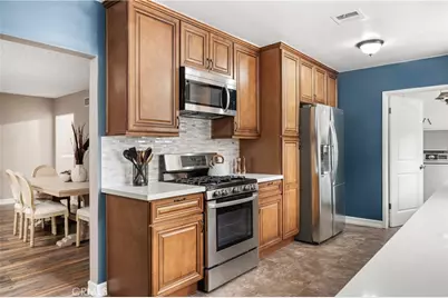 15944 Gledhill, North Hills, CA 91343 - Photo 11