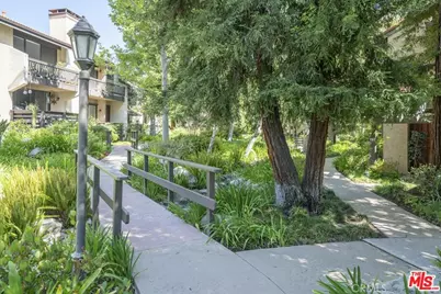 21901 Burbank #197, Woodland Hills, CA 91367 - Photo 5
