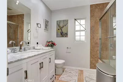 13448 Hart Street, Los Angeles, CA 91405 - Photo 17