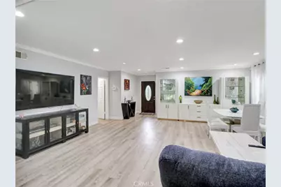 13448 Hart Street, Los Angeles, CA 91405 - Photo 7