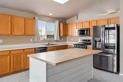 2335 Gable Court, Rosamond, CA 93560 - Photo 11