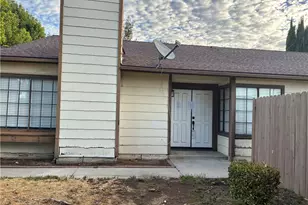 13930 Olive Grove Ln, Sylmar, CA 91342 - Photo 3