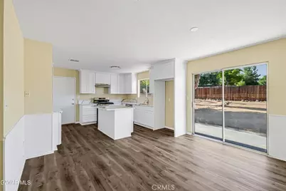 13116 E East Avenue W10, Pearblossom, CA 93553 - Photo 11