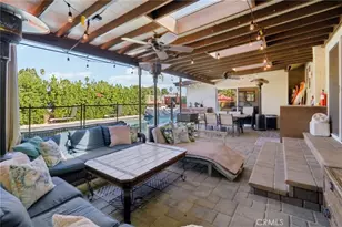 18937 Sylvan St, Tarzana, CA 91335 - Photo 37