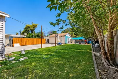 1321 Vale, Bakersfield, CA 93306 - Photo 23