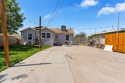 1321 Vale, Bakersfield, CA 93306 - Photo 21