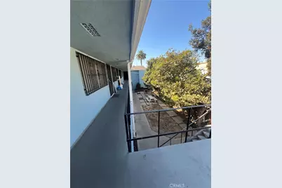 723 E 6th, Long Beach, CA 90802 - Photo 5