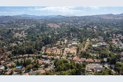 23837 Ladrillo Street, Woodland Hills, CA 91367 - Photo 39