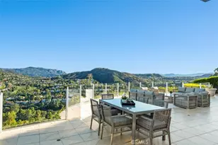 24658 Cordillera Dr, Calabasas, CA 91302 - Photo 39