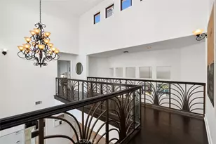 24658 Cordillera Dr, Calabasas, CA 91302 - Photo 31