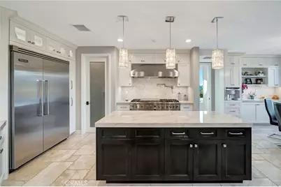 19225 Briarfield Way, Tarzana, CA 91356 - Photo 11