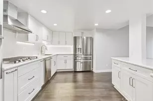 4542 Willis Ave, Sherman Oaks, CA 91403 - Photo 9