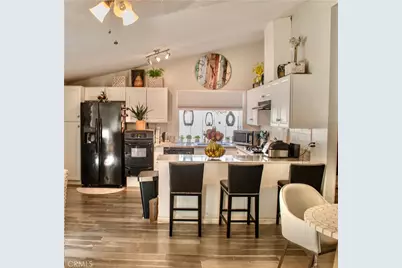 12122 Bradford Place, Granada Hills, CA 91344 - Photo 3