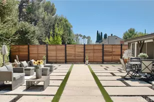 12122 Bradford Pl, Granada Hills, CA 91344 - Photo 17