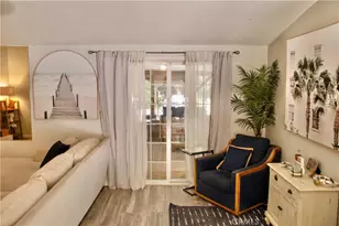 12122 Bradford Pl, Granada Hills, CA 91344 - Photo 7