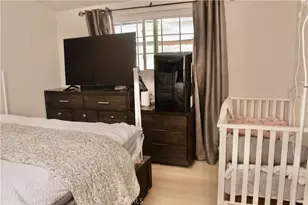 12122 Bradford Pl, Granada Hills, CA 91344 - Photo 9