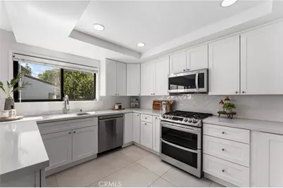 21545 Erwin #96, Woodland Hills, CA 91367 - Photo 15