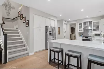 27933 Mariposa Street, Valencia, CA 91355 - Photo 9