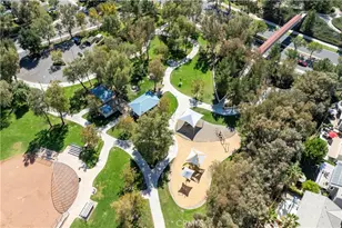 27944 Brookdale Ct, Valencia, CA 91354 - Photo 31
