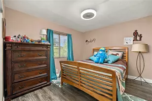 29403 Poppy Meadow St, Canyon Country, CA 91387 - Photo 21