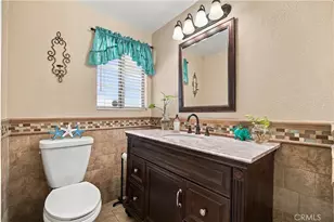 29403 Poppy Meadow St, Canyon Country, CA 91387 - Photo 19