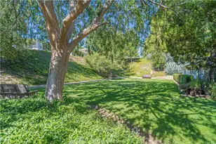 26811 Oak Branch Cir, Newhall, CA 91321 - Photo 39