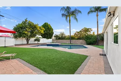 18600 Knapp Street, Northridge, CA 91324 - Photo 49