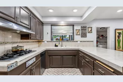 18600 Knapp Street, Northridge, CA 91324 - Photo 21