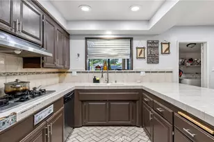 18600 Knapp St, Northridge, CA 91324 - Photo 21